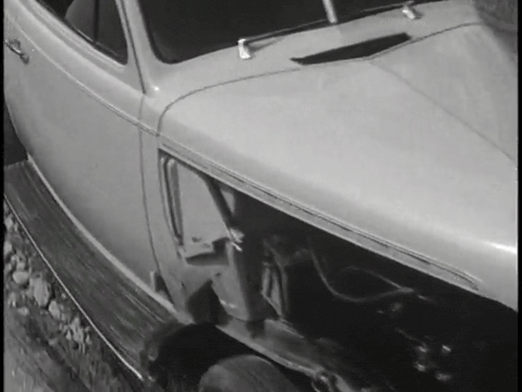 Behind the Lens (1940).mp4.5.gif