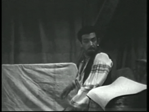 Captain Z-Ro (1955) - S01E01 - Christopher Columbus.mp4.3.gif