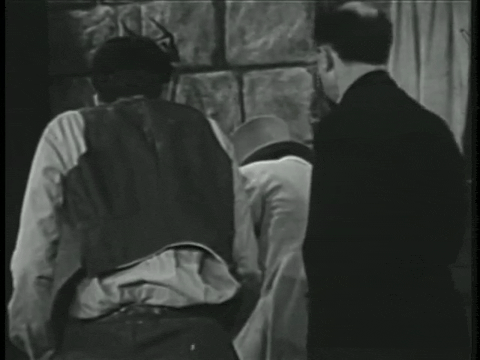 Captain Z-Ro (1955) - S01E17 - Discovery Of Gold.mp4.7.gif