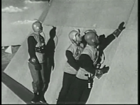 Captain Z-Ro (1955) - S01E22 - The Great Pyramid.mp4.3.gif