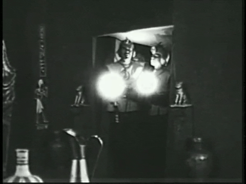 Captain Z-Ro (1955) - S01E22 - The Great Pyramid.mp4.6.gif