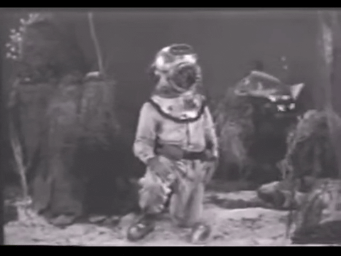 Diver Dan (1960) - S01E05 - Treasure Ship.mp4.1.gif