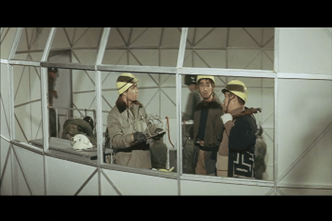 Gamera VS. Gyaos (1967).mp4.7.gif