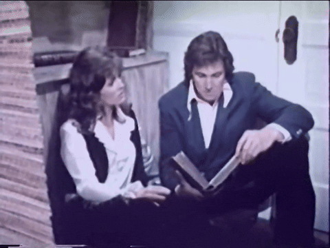 Grave of the Vampire (1972).mp4.6.gif