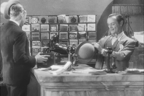 Hollywood Bound (1928).mp4.2.gif