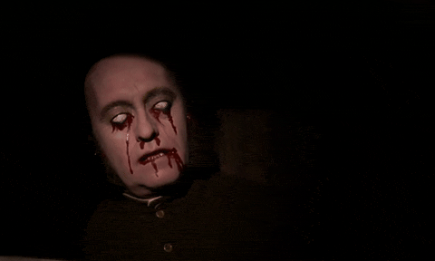 Horror Express (1972).mp4.3.gif