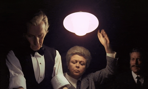 Horror Express (1972).mp4.4.gif