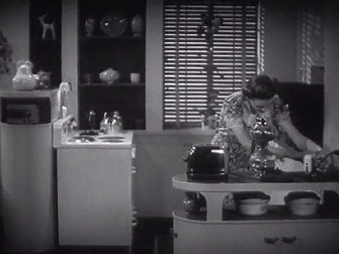 Leave It to Roll-Oh (1940).mp4.4.gif