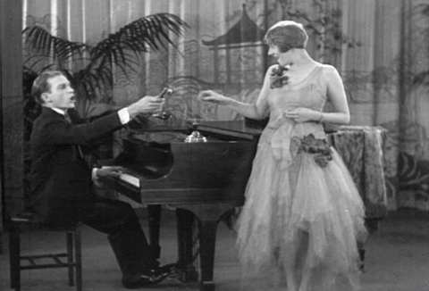 Marion Harris- Songbird of Jazz (1928).mp4.1.gif