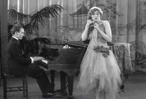 Marion Harris- Songbird of Jazz (1928).mp4.2.gif
