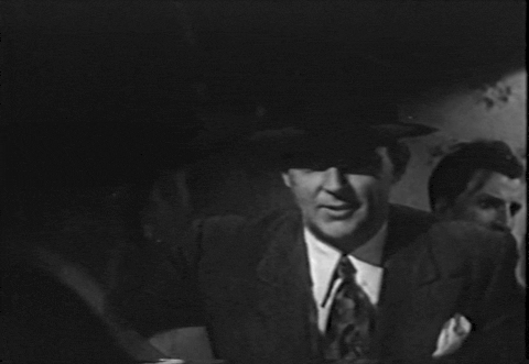 Midnight Manhunt (1945).mp4.6.gif