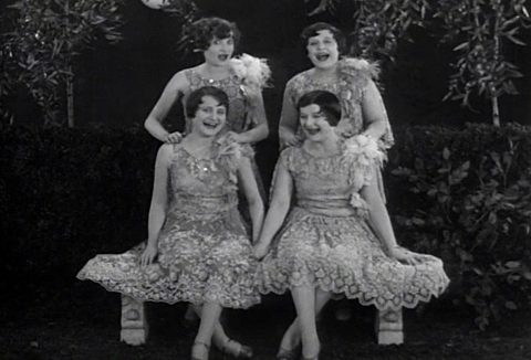 Music - The Five Locust Sisters (1928).mp4.2.gif
