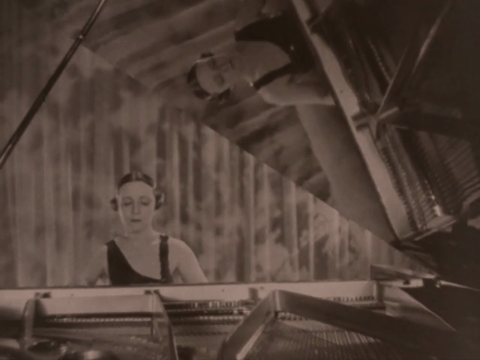 Music - Young Girl in a Garden (1922).mp4.1.gif
