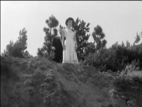 One Step Beyond (1959) - S1E1 - The Bride Posessed.mp4.2.gif