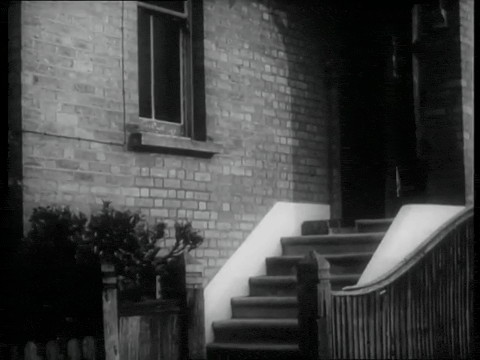 Post Early For Christmas (1943).mp4.7.gif