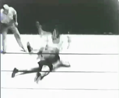 Pro Wrestling - Bonebender's Parade (1942).mp4.10.gif