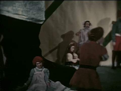 Santa and the Fairy Snow Queen (1949).mp4.2.gif