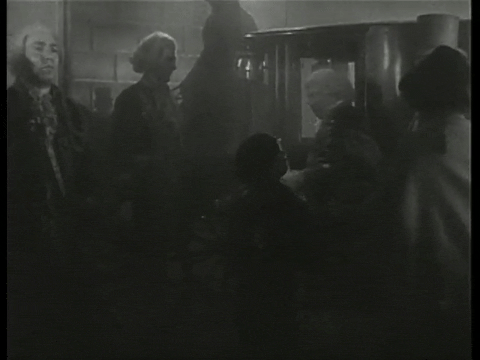 Scrooge (1935).mp4.2.gif