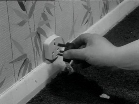 Stop the Projector, I Want to Get Off! (1940).mp4.2.gif