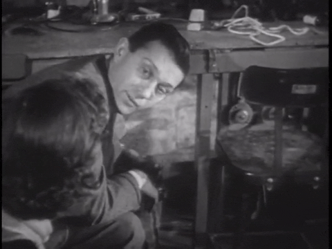 Survival Under Atomic Attack (1951).mp4.4.gif