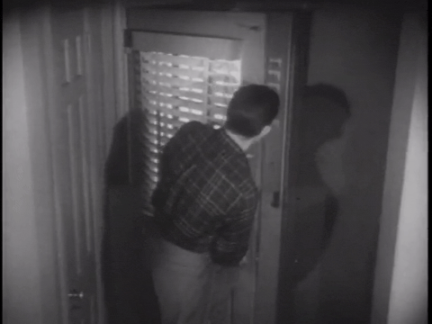 Survival Under Atomic Attack (1951).mp4.7.gif