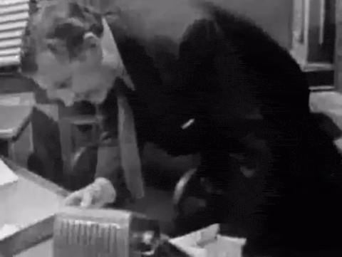 Suspense (1949) - S05E20 - The Kiss-Off.mp4.7.gif