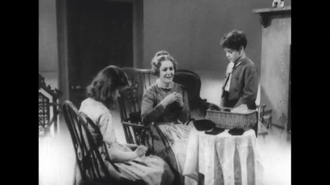 Tales from Dickens- A Christmas Carol (1959).mp4.7.gif