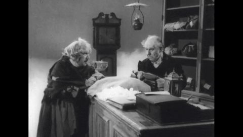 Tales from Dickens- A Christmas Carol (1959).mp4.8.gif