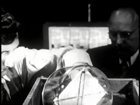 Television Tomorrow (1945).mp4.7.gif