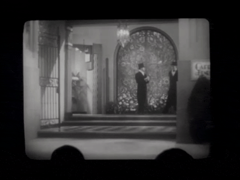 The Death Kiss (1933).mp4.3.gif