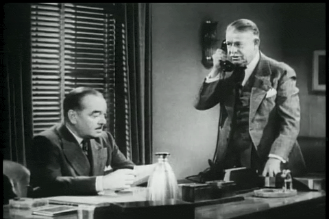 The Devil Bat (1940).mp4.1.gif