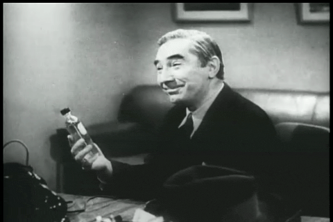 The Devil Bat (1940).mp4.7.gif
