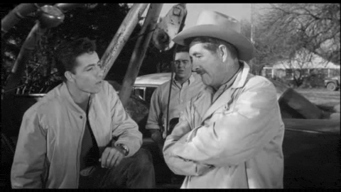 The Giant Gila Monster (1959).mp4.5.gif