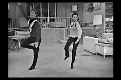 The Judy Garland Show - S01E02 - Christmas Episode (1963).mp4.2.gif