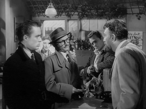 The Little Shop Of Horrors (1960).mp4.6.gif