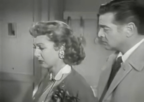 The Loretta Young Show - Christmas Stopover (1955).mp4.4.gif