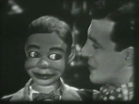 The Paul Winchell Show - Christmas episode (1953).mp4.1.gif