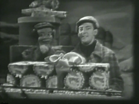 The Paul Winchell Show - Christmas episode (1953).mp4.8.gif