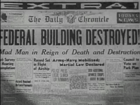 The Phantom Creeps - Chapter 12 (1939).mp4.8.gif