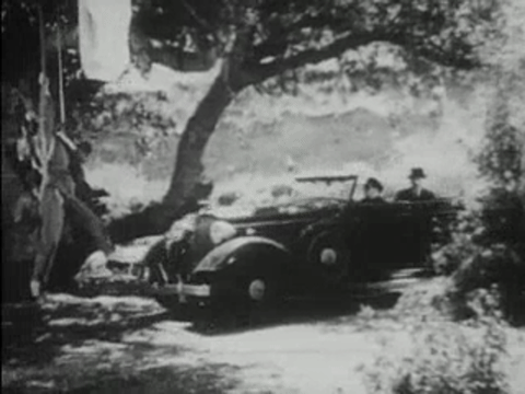 The Phantom Creeps - Chapter 2 (1939).mp4.2.gif