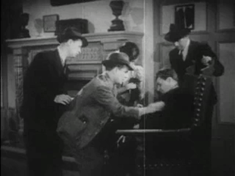 The Phantom Creeps - Chapter 7 (1939).mp4.1.gif