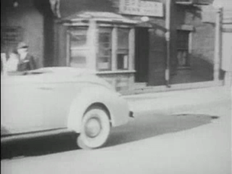 The Phantom Creeps - Chapter 8 (1939).mp4.8.gif