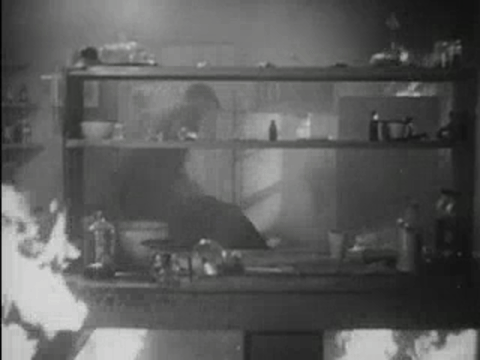 The Phantom Creeps - Chapter 8 (1939).mp4.9.gif