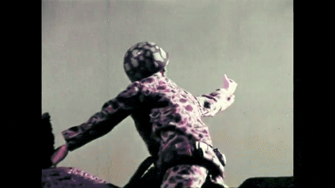 Toys (1967).mp4.5.gif