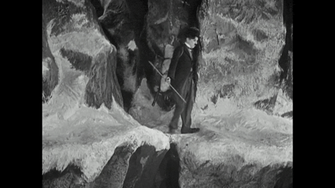 Trailer for The Gold Rush (1925).mp4.6.gif