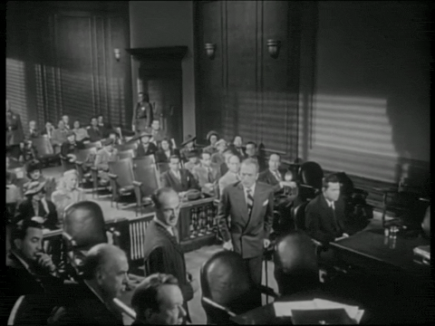 Trailer for The Lady from Shanghai (1947).mp4.7.gif