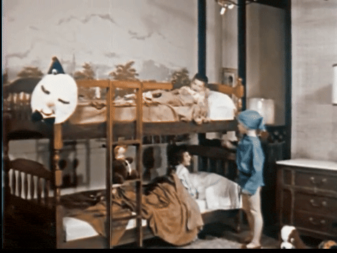 Visit to Santa (1963).mp4.2.gif