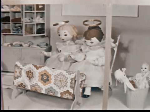 Visit to Santa (1963).mp4.5.gif