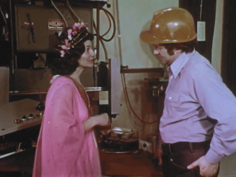 Your Guardian Angel (1974).mp4.9.gif